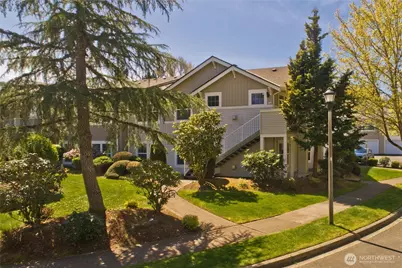 1920 Spencer Court #B13, DuPont, WA 98327 - Photo 2