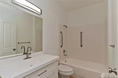 1920 Spencer Court #B13, DuPont, WA 98327 - Photo 24