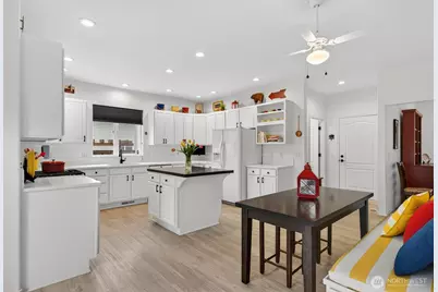 1906 Copper Pond Place, Anacortes, WA 98221 - Photo 12