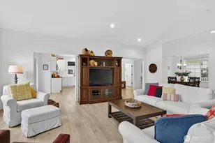 1906 Copper Pond Pl, Anacortes, WA 98221 - Photo 10