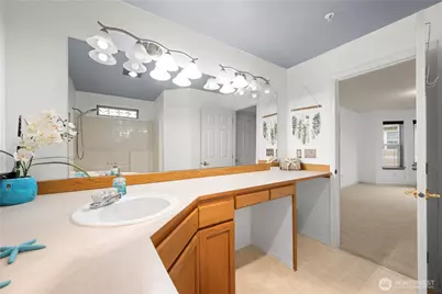 10025 9th Avenue W #D201, Everett, WA 98204 - Photo 12