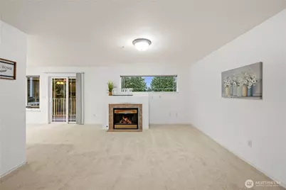 10025 9th Avenue W #D201, Everett, WA 98204 - Photo 24