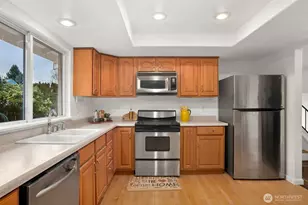 12821 87th Ave NE, Kirkland, WA 98034 - Photo 18