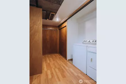 11323 Durland Place NE, Seattle, WA 98125 - Photo 22