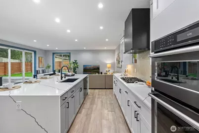 23907 53rd Avenue W, Mountlake Terrace, WA 98043 - Photo 8