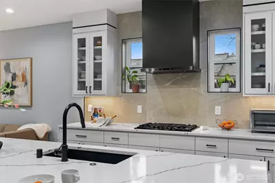 23907 53rd Avenue W, Mountlake Terrace, WA 98043 - Photo 12