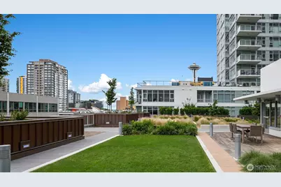 583 Battery Street #206N, Seattle, WA 98121 - Photo 26