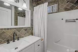 21650 N Terra Ln SE, Yelm, WA 98597 - Photo 8