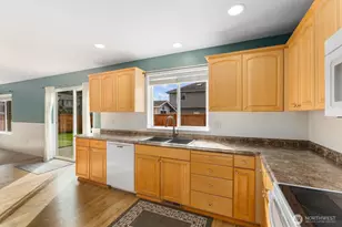 4612 190th St NE, Arlington, WA 98223 - Photo 12