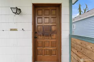 1027 Wetmore, Everett, WA 98201 - Photo 2