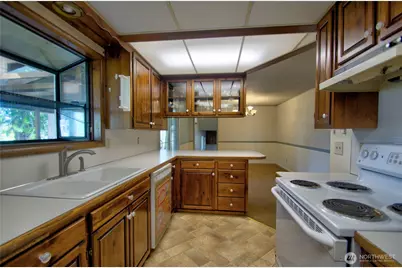 9444 Lundeen Road SW, Rochester, WA 98579 - Photo 10