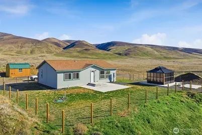 16161 N Wenas Road, Selah, WA 98942 - Photo 1