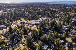 104 NE 120th St, Seattle, WA 98125 - Photo 8