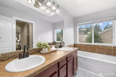 3815 Southlake Drive SE, Lacey, WA 98503 - Photo 24