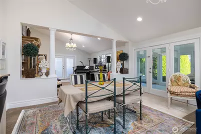 733 Maple Avenue, La Conner, WA 98257 - Photo 10