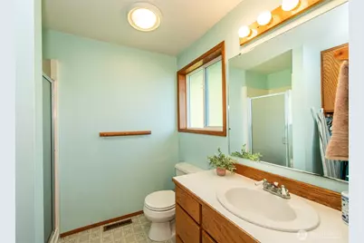 1733 E Woodhaven, Port Angeles, WA 98362 - Photo 14