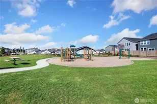 10637 187th St, Puyallup, WA 98374 - Photo 32