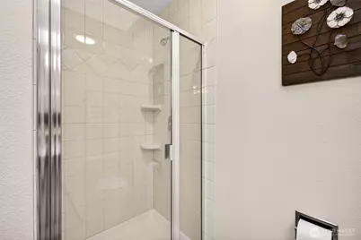 13603 179th Avenue NE, Redmond, WA 98052 - Photo 16