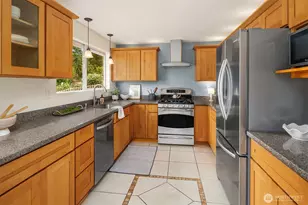 1428 153rd Pl SE, Bellevue, WA 98007 - Photo 10