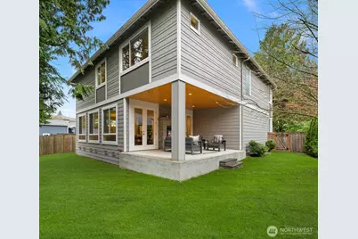 9726 Slater Avenue NE, Kirkland, WA 98033 - Photo 10