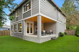 9726 Slater Ave NE, Kirkland, WA 98033 - Photo 10