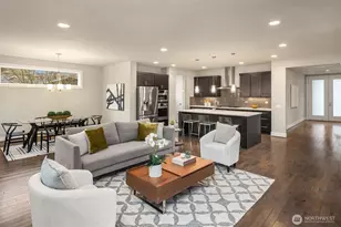 9726 Slater Ave NE, Kirkland, WA 98033 - Photo 2