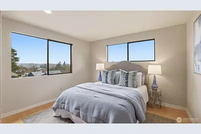9753 61st Avenue S, Seattle, WA 98118 - Photo 18