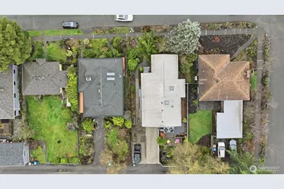 9753 61st Avenue S, Seattle, WA 98118 - Photo 30