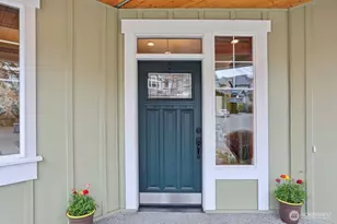 8827 NE 148th Pl, Kenmore, WA 98028 - Photo 1