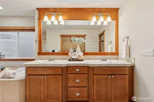 8827 NE 148th Pl, Kenmore, WA 98028 - Photo 26