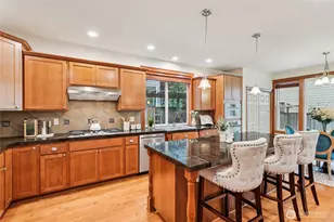 8827 NE 148th Pl, Kenmore, WA 98028 - Photo 8