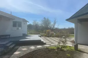 22556 Franklin Rd, Mount Vernon, WA 98273 - Photo 18