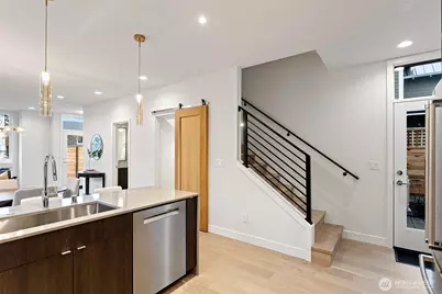 7336 27th Avenue NW, Seattle, WA 98117 - Photo 10