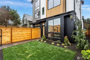 7336 27th Ave NW, Seattle, WA 98117 - Photo 2