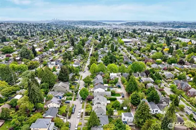 8027 12th Avenue NW, Seattle, WA 98117 - Photo 34