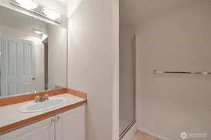 3980 129th Pl SE, Bellevue, WA 98006 - Photo 8