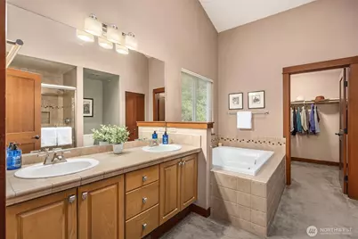 2013 NW Valkyrie Lane, Poulsbo, WA 98370 - Photo 32