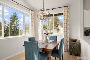 18560 NE 57th St, Redmond, WA 98052 - Photo 8