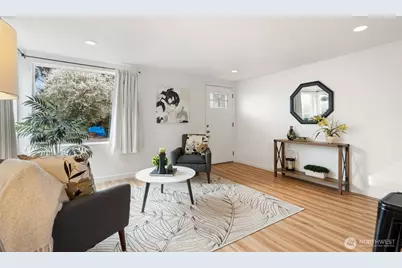 4110 W J Street, Bremerton, WA 98312 - Photo 10