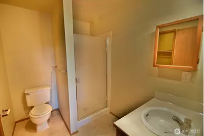 7616 200th Street SW #2, Edmonds, WA 98026 - Photo 8