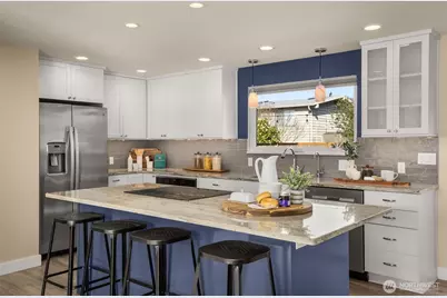 623 Aloha Way, Edmonds, WA 98020 - Photo 8