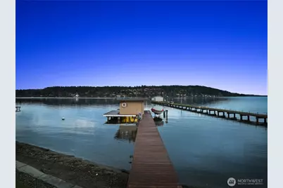 4728 NE 172nd Street, Lake Forest Park, WA 98155 - Photo 4