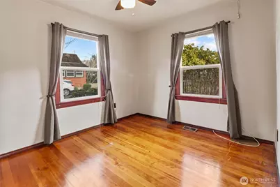 4728 NE 172nd Street, Lake Forest Park, WA 98155 - Photo 18