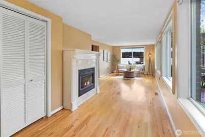 4728 NE 172nd Street, Lake Forest Park, WA 98155 - Photo 14