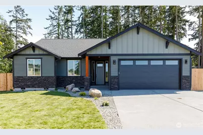 926 NW Shire Street, Oak Harbor, WA 98277 - Photo 1