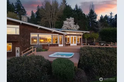 14735 Henderson Road NE, Bainbridge Island, WA 98110 - Photo 30