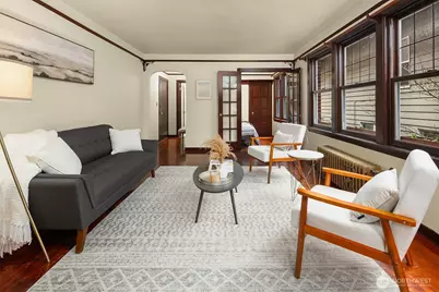 411 Boylston Avenue E #202, Seattle, WA 98102 - Photo 4