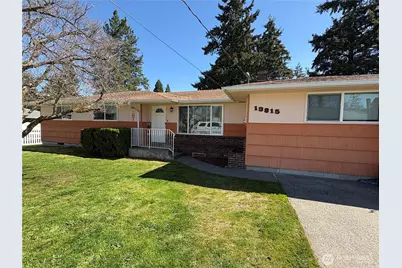13815 Park Avenue S, Tacoma, WA 98444 - Photo 2