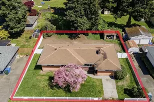 13815 Park Ave. S, Tacoma, WA 98444 - Photo 4