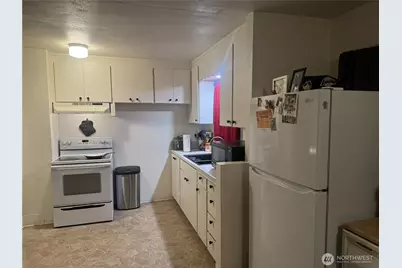 4503 E E Street, Tacoma, WA 98404 - Photo 6